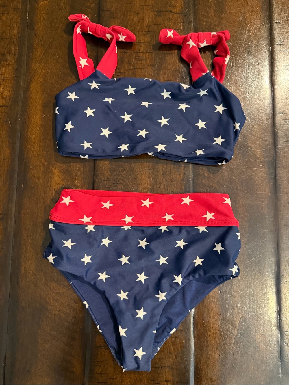 Beach Riot Kids Star-Print Bikini in Navy, Red, and White size 9/10